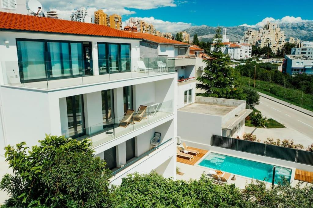 Apartments Villa Ladini Split Exterior photo
